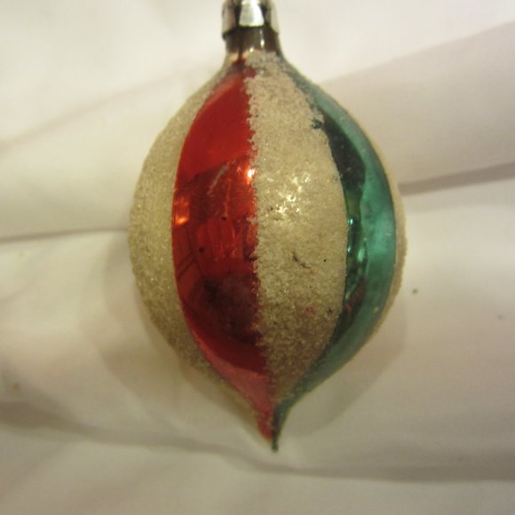 VTG 50'S GLASS TEARDROP ORNAMENTS - Picture 6 of 9